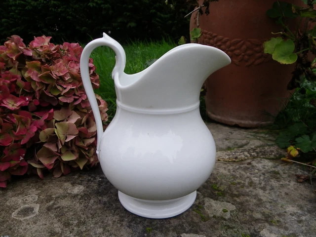 Grand Pichet Manufacture Royal Limoges Porcelaine Blanche - 19x20cm