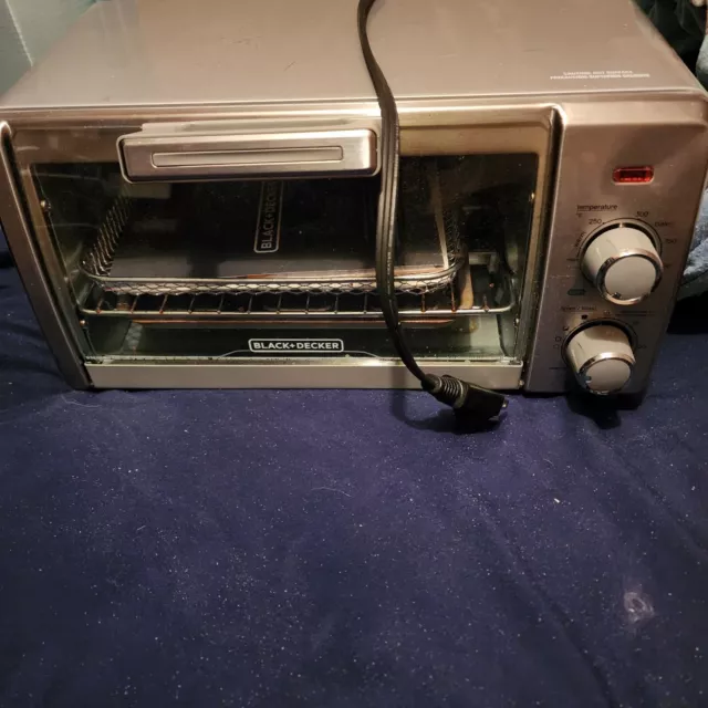 Black+Decker Crisp 'N Bake Air Fry 4-Slice Toaster Oven, To1787Ss