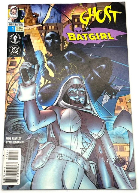 DC / Dark Horse Comics Ghost / BATGIRL : The Resurrection Engine Part One 2000