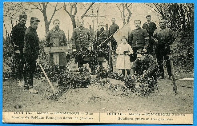 CPA: Sommesous - A Tomb of French Soldiers in the Gardens / War 14-18