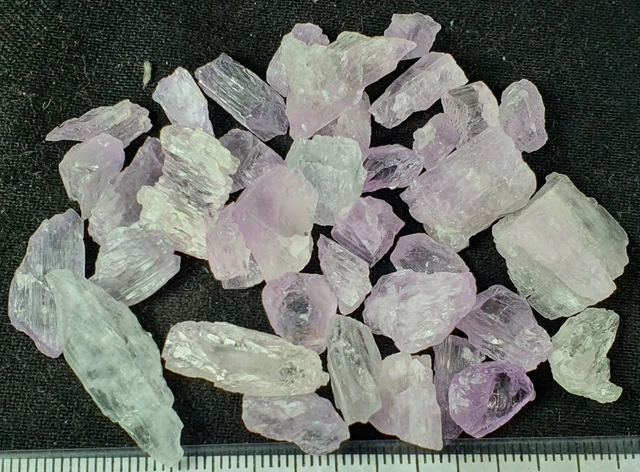 202 Ct Excellent  natural color Kunzite  Crystal Rough  Lot  From Afghanistan