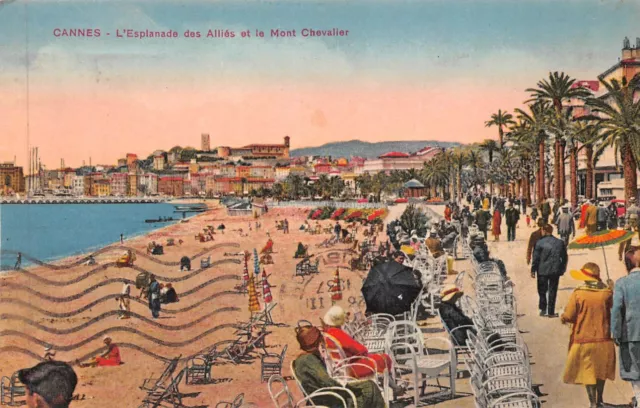 CPA CANNES - L'Esplanade des Allées et Le Mont Chevalier