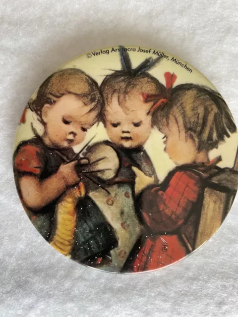 Vtg Hummel Pocket Mirror Verlag Ars Sacra Josef Muller Munchen Three Girls 3”