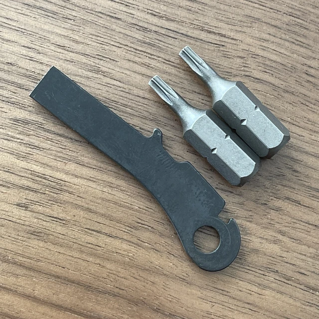 Leatherman Parts Mod Replacement Charge TTi, Wave Plus: Black Flat Screwdriver