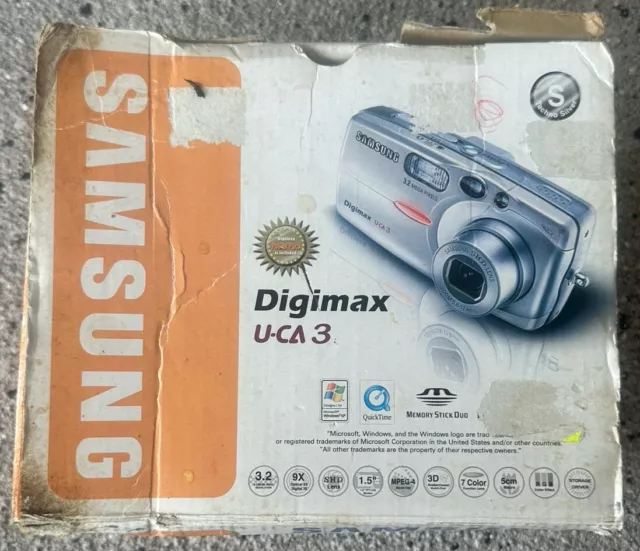 SAMSUNG DIGIMAX U-CA 3 with Zoom 3.2 MP Digital Compact Camera Silver