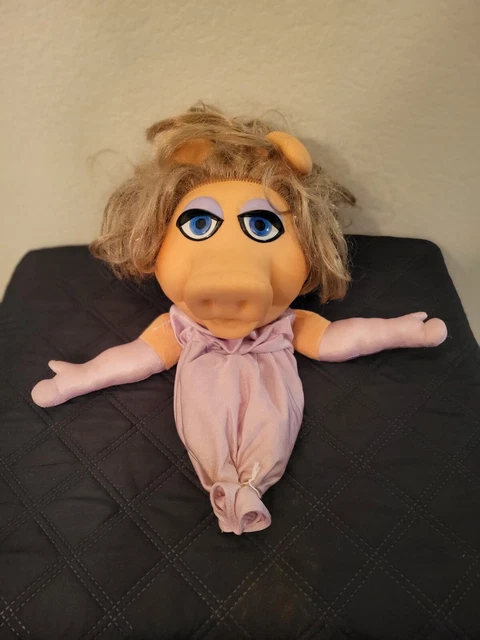 Vintage 1977 Fisher Price Jim Henson Muppets Ms Miss Piggy Hand Puppet