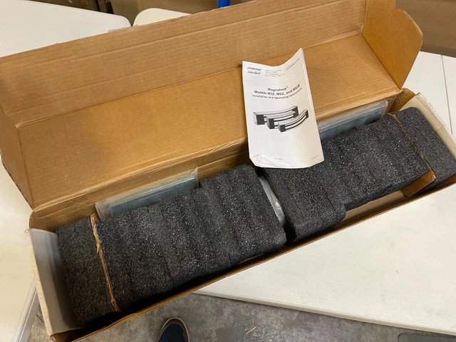 Securitron ASSA ABLOY Magnalock DM62 1200lbs Holding Force Double Door NOS
