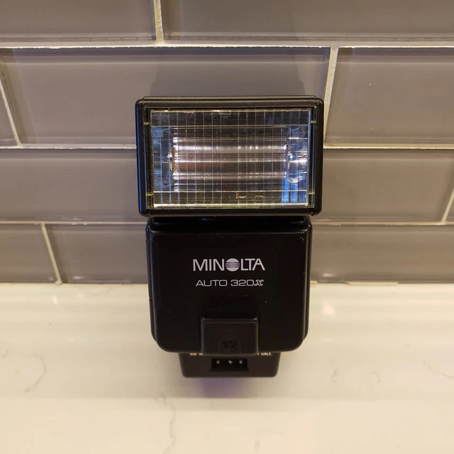 Minolta Auto 320X Black Shoe Mount Electroflash for Konica Minolta Film Camera