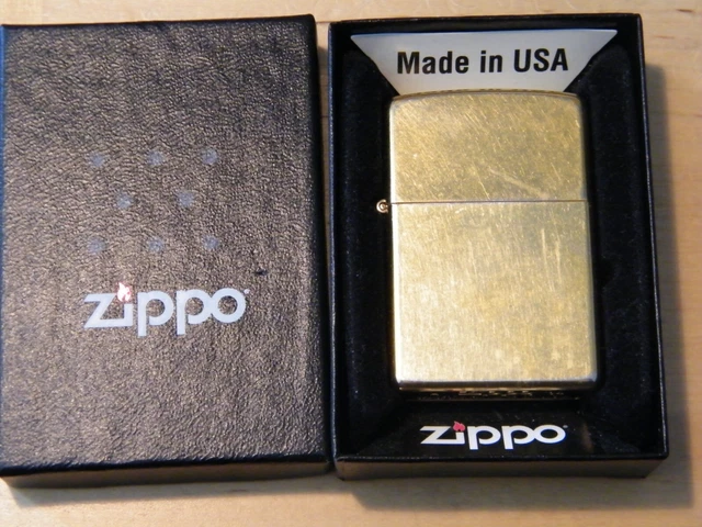 Zippo 2004 Brass In Box