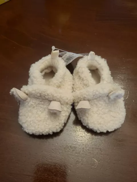 Old Navy Baby Boys Girls Unisex Critter Sherpa Slippers Size 3-6 Months