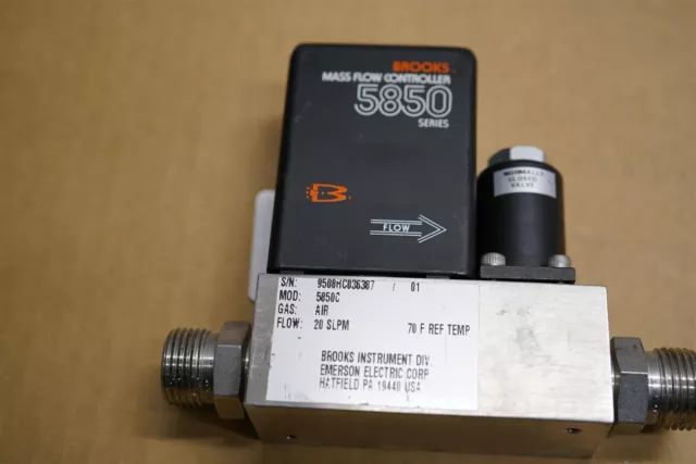 Brooks 5850C, Mass Flow Controller SLPM (Air) Used Brooks 5850C, Mass Flow Controller SLPM (Air) Used