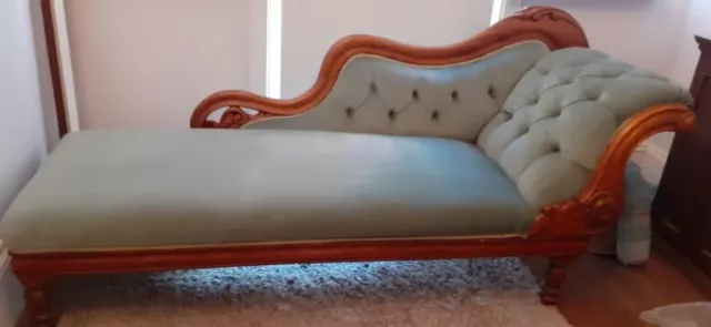 Victorian Chaise Longue