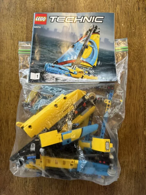 Lego Technic 42074 Racing Yacht with instruction