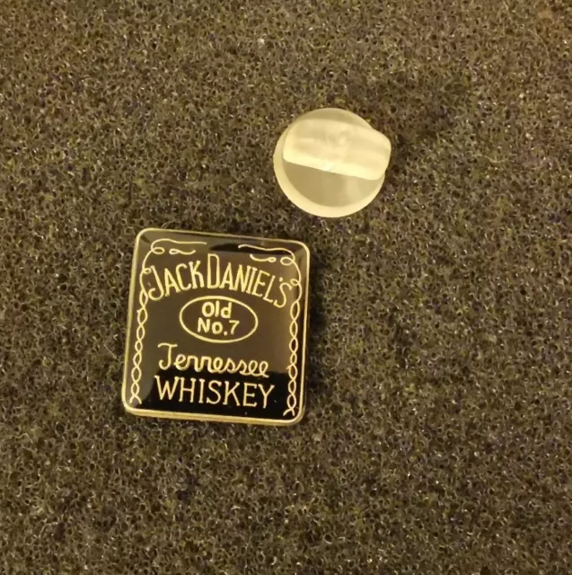 Pin's Jack Daniel's alcohol Alcool boisson drink Whisky   - Pin Pins L19