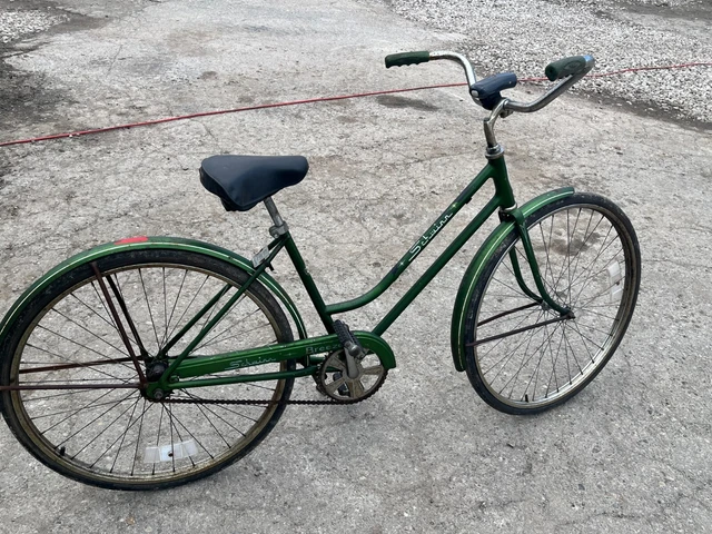 Green Bike Vintage, lot of four bikes available Schwinn