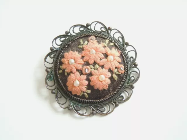 Antiguo Broche De Geschwärztem Cobre Bordado Floral & Perlas Artificiales