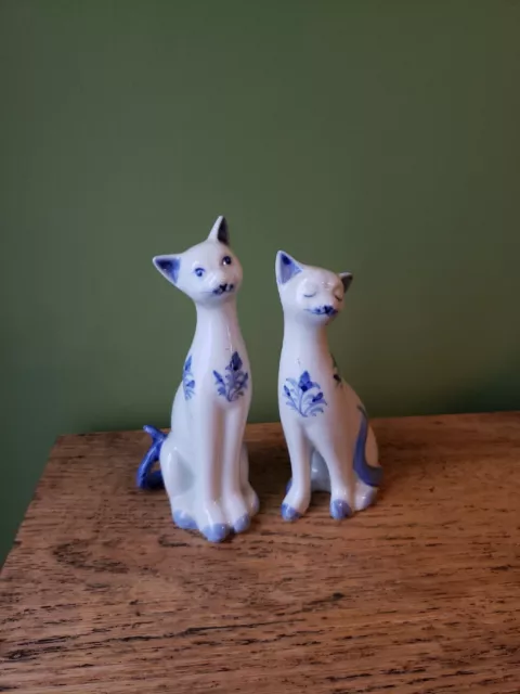 Andrea By Sadek ~ Kitty Cat Porcelain Figurines ~ White & Blue ~ Vintage