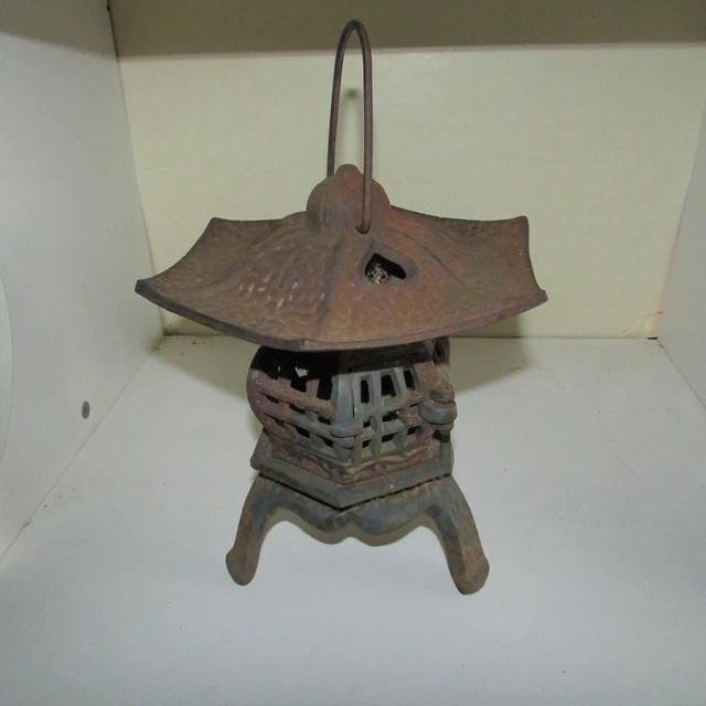 Vintage JAPANESE CAST IRON GAZEBO PAGODA LANTERN