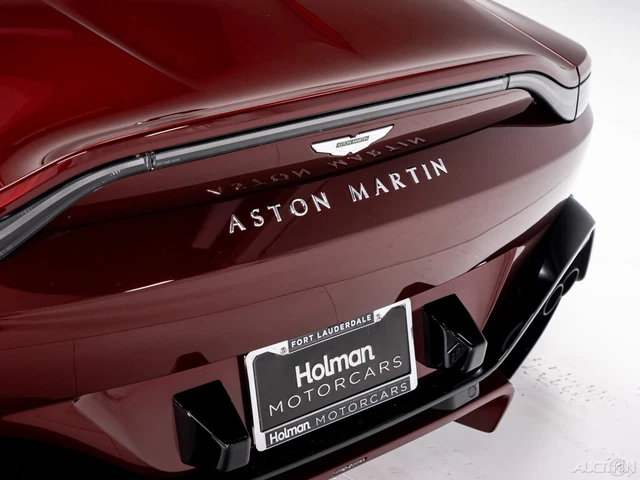 2023 ASTON MARTIN Vantage 8