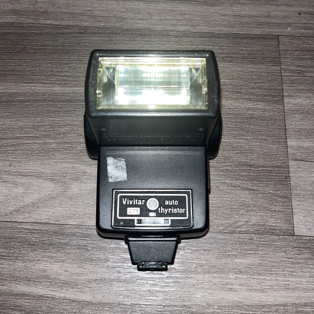 Vivitar Auto Thyristor 273 Black Sensor Photoflash Equipment for Vivitar Cameras