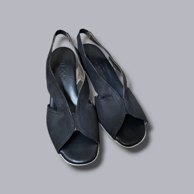 The Flexx Charlee Black Leather Matt Low Wedge Comfort Sandal Size 9.5 41 EU