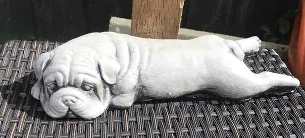 Latex mould for making this lovely Laying Pug