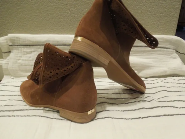 michael kors Womens cut out ankle Booties