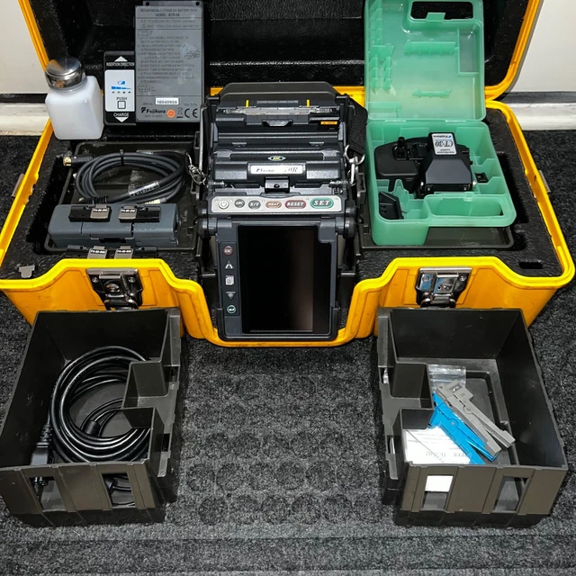 Fujikura 70R Ribbon Fusion Splicer w/ CT-30 Cleaver & HJS-02 - 1600 Arcs USA