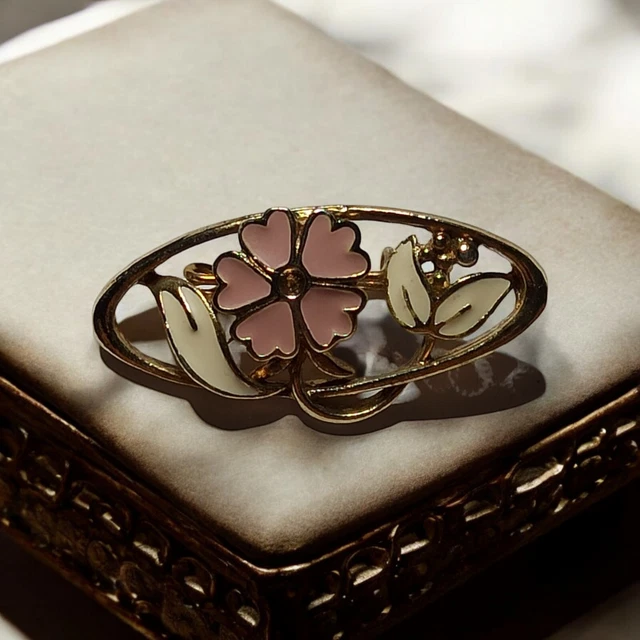 CHANEL - bijoux/broche logo métal doré -vintage année