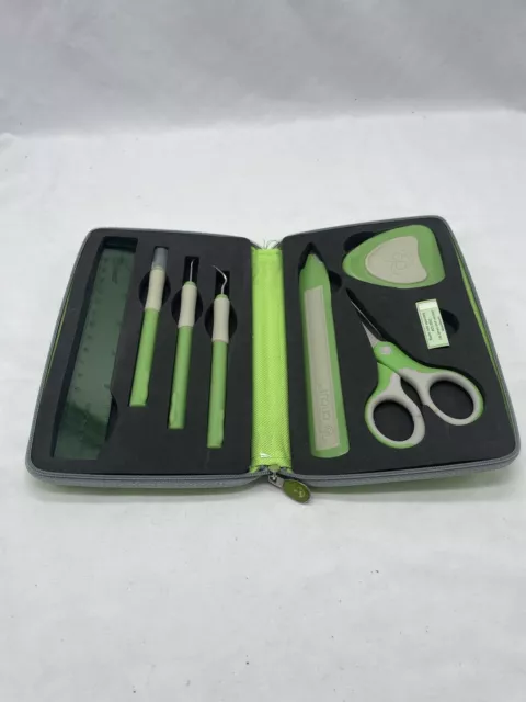 Cricut Provo Craft 7 Piece Tool Kit Green Storage Carrying Case Set