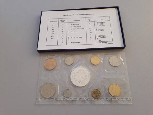 Coffret FDC 1974 avec 50 Fr Hercule Argent état neuf 2