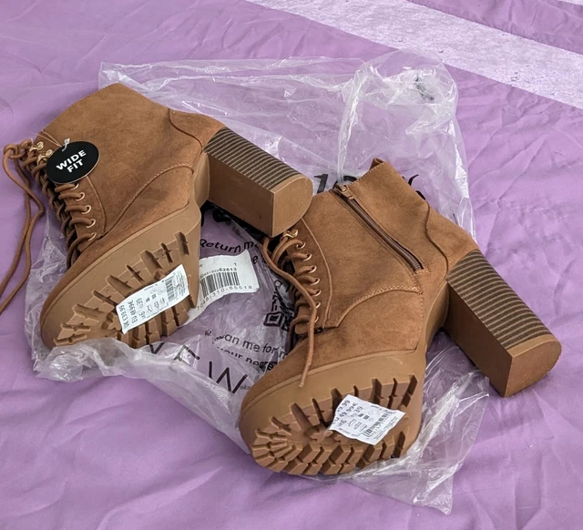 LADIES WIDE FIT Suede Tan Platform Boots Size 6 New With Tags £12.50