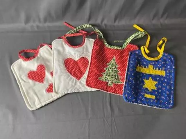 Lot of 4 Vintage Hand Made Baby Bibs Holiday Themed ssc