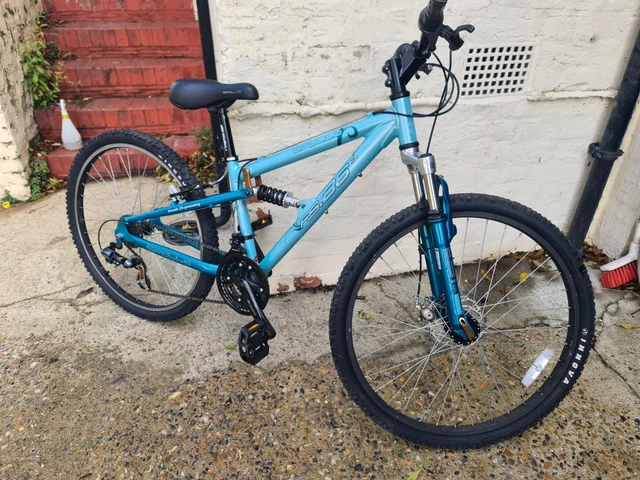 LOCAL DELIVERY FULLY working kids bike Small 14 inch frame 26 inch