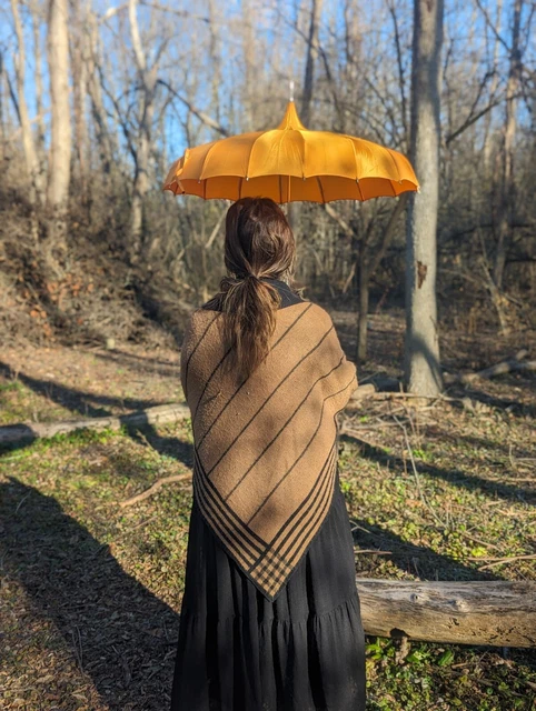 ANTIQUE VICTORIAN ERA GoldenFOLDING PARASOL UMBRELLA VINTAGE Early 1900s Century