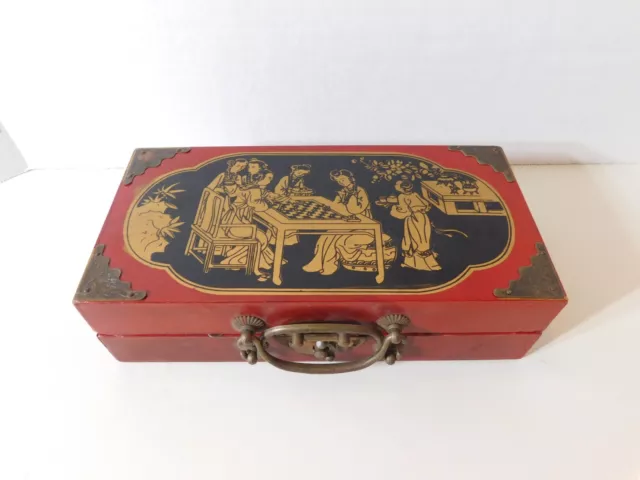 Vintage Chinese Chess Set Wooden Box with 32 Pieces Figures Checkers