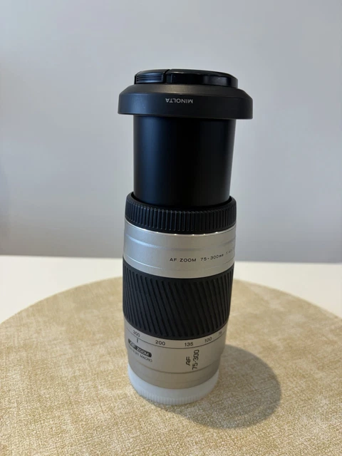 MINOLTA AF ZOOM 75-300mm f/4.5-5.6 Lens - Sony A Mount with lens