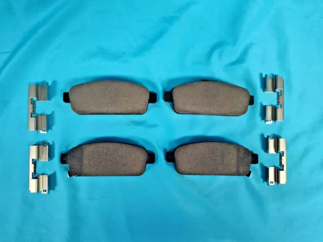 Genuine GM Rear Disc Brake Pad Set with Clips Part Number 13408579