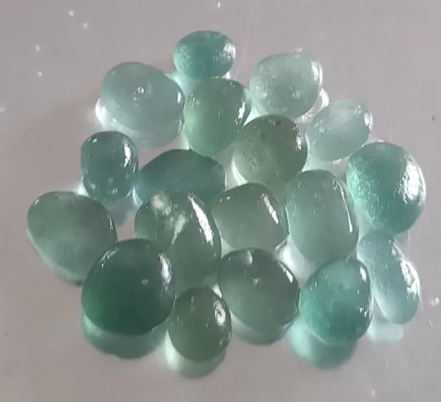 18 Shades of Turquoise Pendant Ovals Sea Glass Jewellery pieces Seaham 1.25-2cm