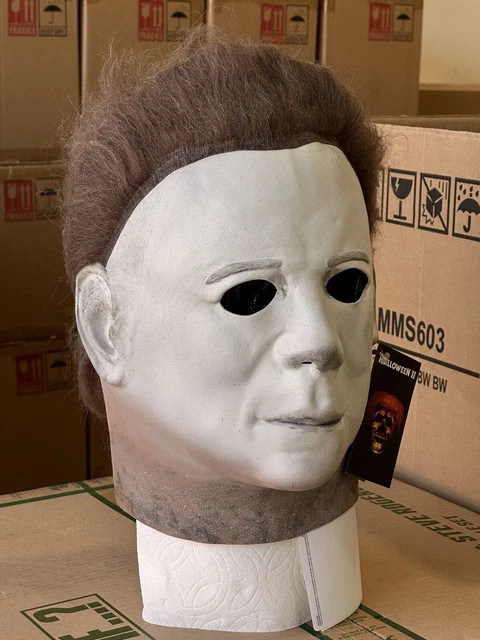 Michael Myers Halloween 2 II Mask Deluxe Officially Licensed Trick or Treat 3