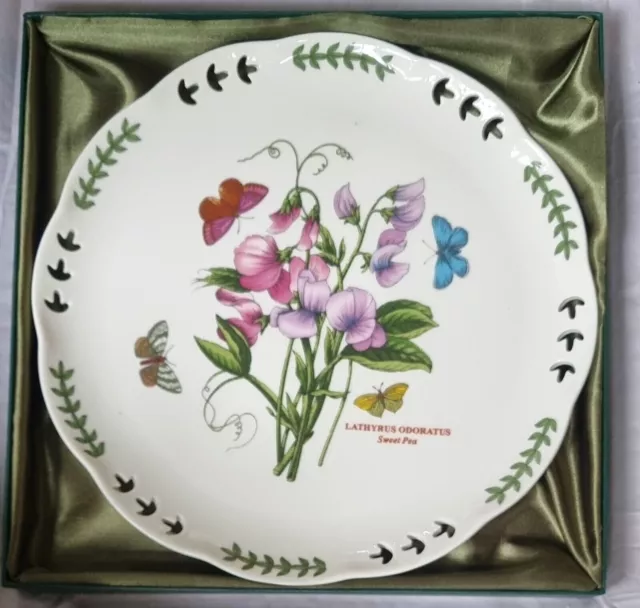 Portmeirion Botanic Garden - Presention Pierced Cake Plate