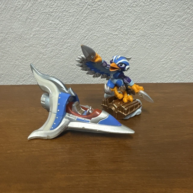 Skylanders Superchargers Figures – Storm Blade & Sky Slicer (Air Element) Set, Used