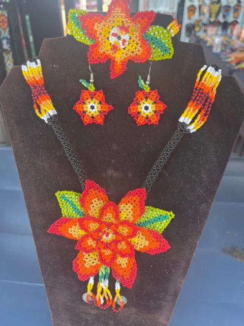 New Huichol Mexican Hand Made Beaded Folk Art Peyote  Flower Necklace 4 Piece