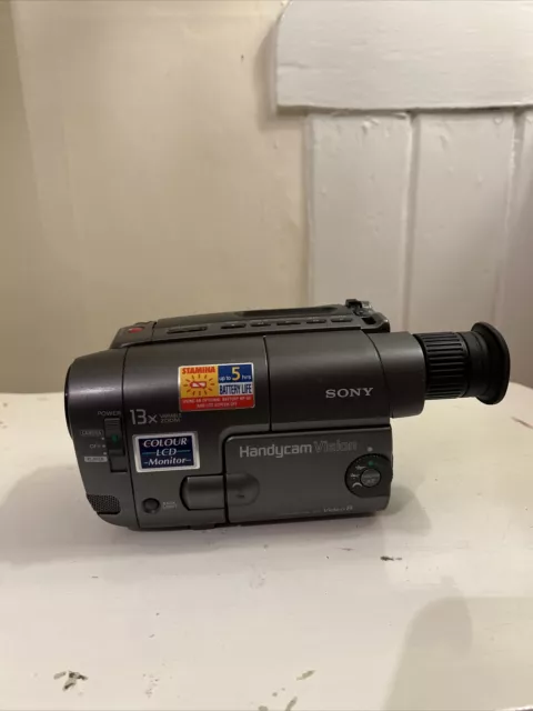 Sony Handycam Ccd-Trv10E Camcorder Video-8 Video Camera Analogue 8Mm