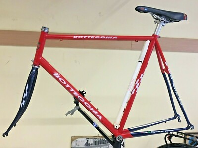 Campagnolo TELAIO BOTTECCHIA COMPETIZIONE MOVIMENTO CENTRALE CAMPAGNOLO BICICLETTA CORSA 59 