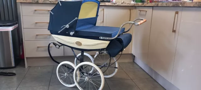 SILVER CROSS MILLENNIUM Dolls Pram Limited Edition with bedding mattress 250.00 PicClick UK