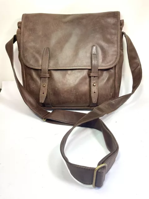 Levenger VTG England Made Unisex Messenger Bag Soft Brown Leather Crossbody