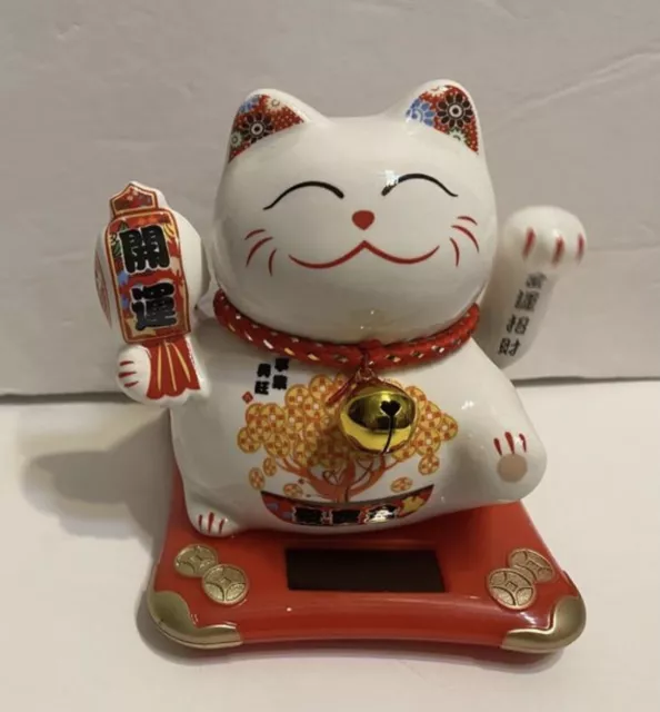Solar Powered  Porcelain Maneki Neko Lucky Beckoning Hands Waving Fortune Cat