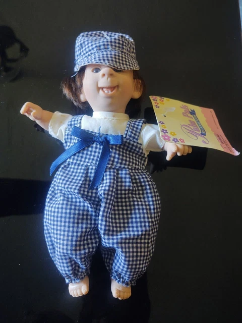 1990's Palm Pals Bean Bag Kids Ugly Face 8-inch Doll #96169
