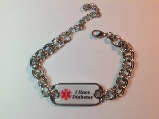 Bracelet Medical Alert double chaîne métallique bordure avec charme dog tag